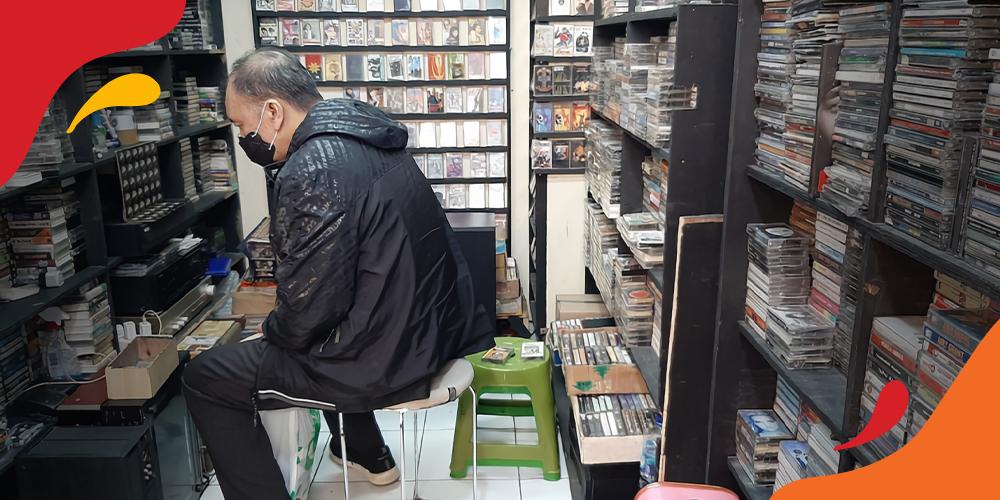 toko kaset di Blok M Square